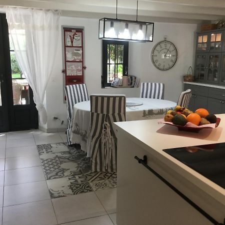 Mas De L'Air - Maison De Charme Bed & Breakfast Noves Exterior photo